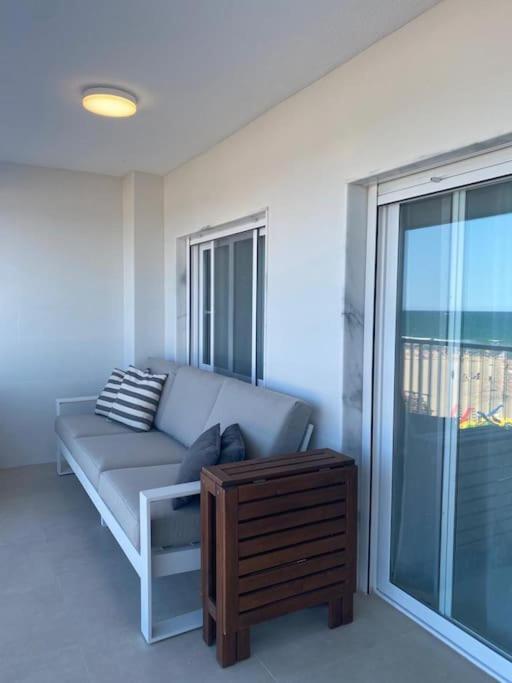 Apartamento 1ª Linea De Playa - Con Piscina Y Parking Playa de Gandia Экстерьер фото