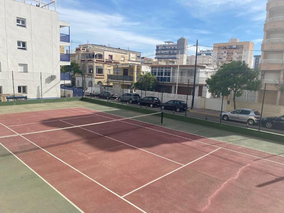 Apartamento 1ª Linea De Playa - Con Piscina Y Parking Playa de Gandia Экстерьер фото